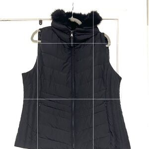Talbots Zip Down Puffer Vest Faux Fur Detachable Collar Zip Pockets Size XL EUC